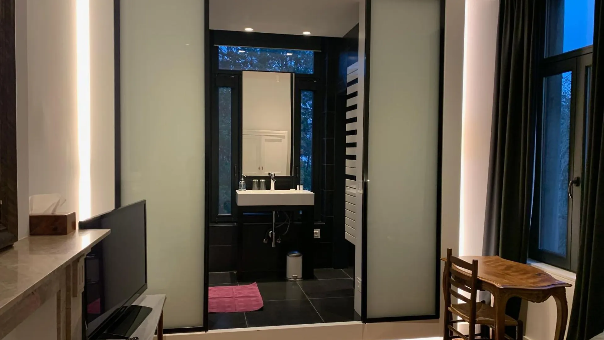 *** Bed & Breakfast Albert Molière Bruxelles Belgio