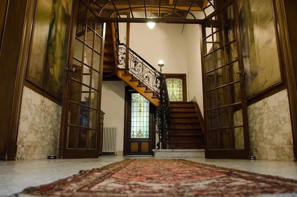 *** Bed & Breakfast Albert Molière Bruxelles Belgio